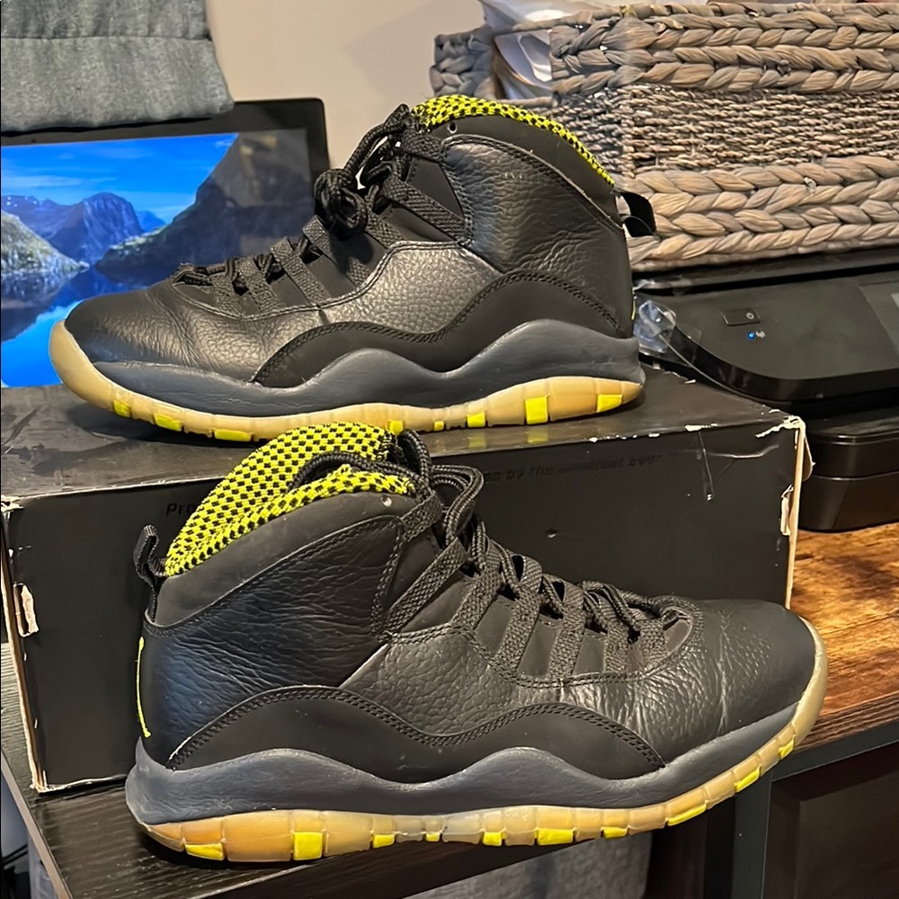 Air Jordan Retro 10 Venom Green 310805033 Men's Size 8